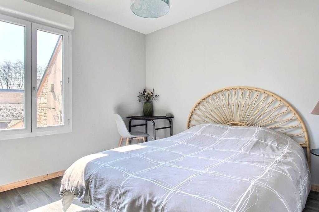 Appartement T2 Independant Au Coeur De La Ville ブールジュ エクステリア 写真